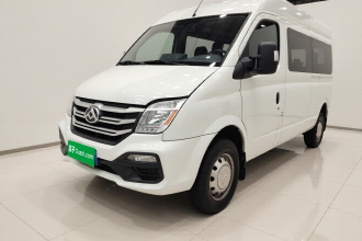 上汽大通MAXUS 新途V80 2024款 傲运通超值版 6MT 长轴中顶127Ps 6/7/8/9座