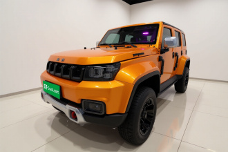 北京越野 北京BJ40 2020款 2.0T 自动四驱城市猎人版至尊型