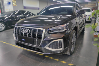 奥迪Q2L 2022款 35 TFSI 时尚致雅型
