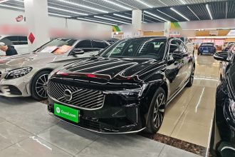 沃尔沃S90 2026款 B5 智逸豪华版