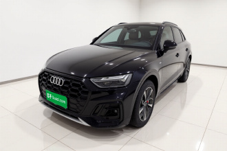 奥迪Q5L 2024款 45 TFSI 豪华动感型