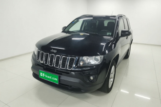 Jeep 指南者(进口) 2014款 2.4L 四驱运动版