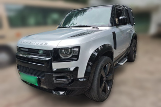 路虎卫士 2022款 90 3.0T P400 XS
