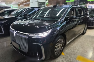 岚图汽车 岚图梦想家 2025款 PHEV 四驱卓越乾崑版