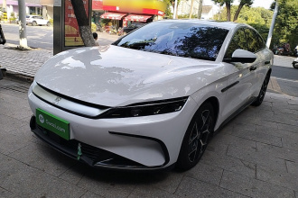 比亚迪 汉 2023款 EV 冠军版 715KM前驱尊荣型