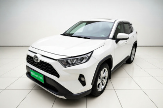 丰田 RAV4荣放 2020款 2.0L CVT四驱风尚PLUS版