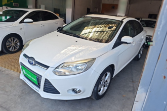 福特 福克斯 2012款 三厢 1.6L 自动风尚型