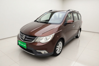 宝骏730 2014款 1.5L 手动舒适型 7座