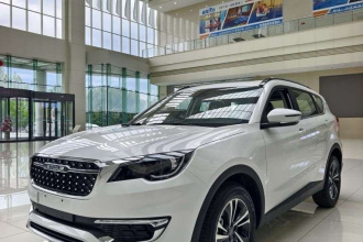 捷途X70 2023款 1.5T DCT旗舰版 5座