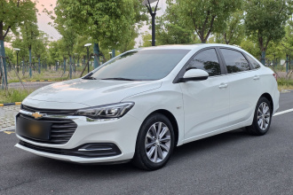 雪佛兰 科鲁泽 2022款 320 自动悦享天窗版