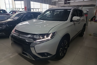 三菱 欧蓝德 2019款 2.4L 四驱致享版 5座 国V