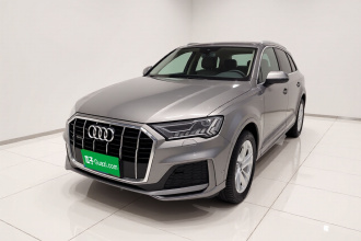 奥迪Q7 2021款 45 TFSI quattro S line运动型