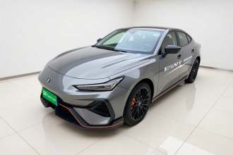 长安UNI-V 2025款 第三代 2.0T 劲擎型