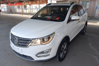 宝骏560 2016款 1.8L 手动豪华型