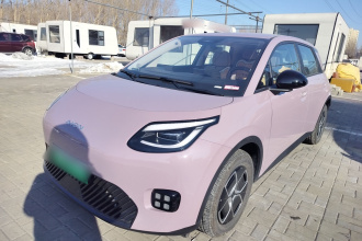 埃安 AION UT 2025款 330星辉版