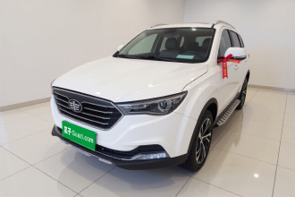 奔腾X40 2019款 1.6L 自动豪华型 国VI