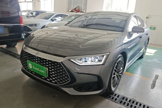 比亚迪 汉 2023款 DM-i 冠军版 121KM 尊享型