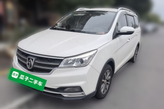 宝骏730 2019款 1.5T CVT时尚型 7座 国VI