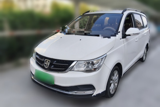 宝骏730 2016款 改款 1.5L 手动标准型 7座 国V