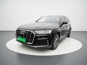 奥迪Q7 2022款 45 TFSI quattro S line运动型