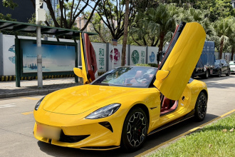名爵 MG Cyberster 2024款 501km 魅力心动版
