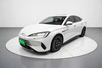 比亚迪 海豹 2023款 DM-i 1.5L 121km 尊贵型