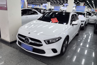 奔驰A级(进口) 2019款 A 200 动感型