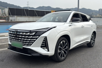 长安UNI-Z新能源 2024款 蓝鲸智电iDD 125km 卓越型