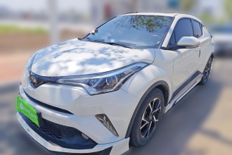 丰田C-HR 2018款 2.0L 领先天窗版 国VI