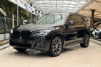 宝马X3 2023款 改款 xDrive30i 领先型 M曜夜套装