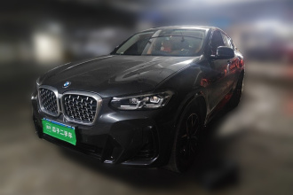 宝马X4 2022款 xDrive 25i M运动套装