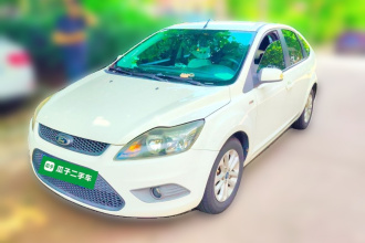 福特 福克斯 2013款 两厢经典 1.8L 手动基本型