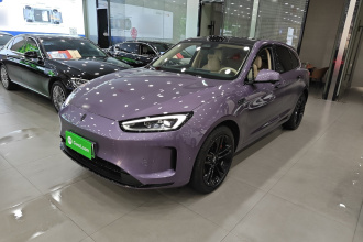 鸿蒙智行 问界M5 2025款 增程   Ultra 四驱版