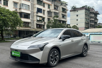 埃安 AION S Plus 2025款 舒享版 53.241kWh