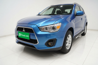 三菱 劲炫ASX 2013款 2.0L CVT两驱精英版