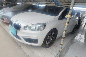 宝马2系旅行车(进口) 2015款 218i 运动设计套装