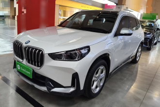 宝马iX1 2023款 eDrive25L X设计套装