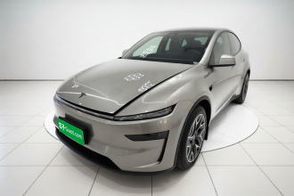 特斯拉 Model Y L 2025款 长续航全轮驱动版