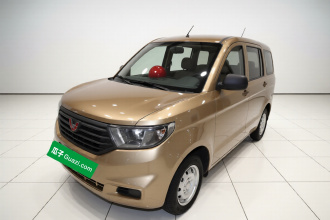 五菱汽车 五菱宏光V 2022款 1.5L劲取版电动助力LAR