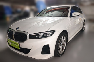 宝马i3 2022款 eDrive 35 L