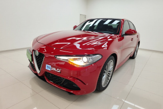 阿尔法·罗密欧 Giulia朱丽叶 2017款 2.0T 280HP 豪华运动版