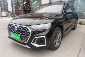奥迪Q5L 2022款 改款 45T 豪华动感型