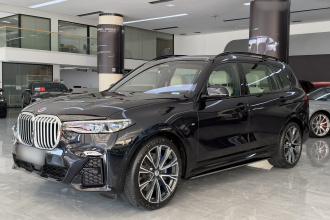 宝马X7 2022款 xDrive40i 行政型M运动套装