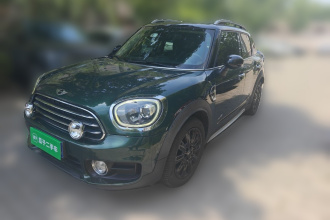 MINI Countryman 2017款 1.5T COOPER ALL4 非常假日版 英伦绿