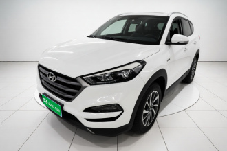 现代 途胜 2015款 1.6T 双离合两驱智能型