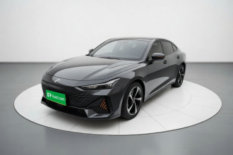 长安UNI-V 2023款 1.5T 尊享型