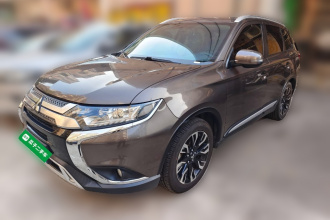 三菱 欧蓝德 2019款 2.0L 两驱畅享版 5座 国VI