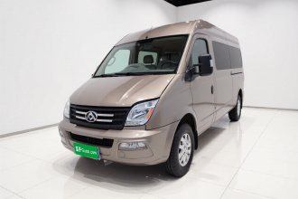上汽大通MAXUS 新途V80 2021款 2.0T 手动经典傲运通长轴中顶6/7/8/9座