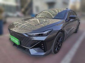 长安UNI-V 智电iDD 2023款  智电iDD 1.5T 113km智趣型