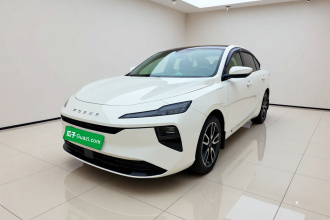 荣威D6 2025款 450km 尊享版